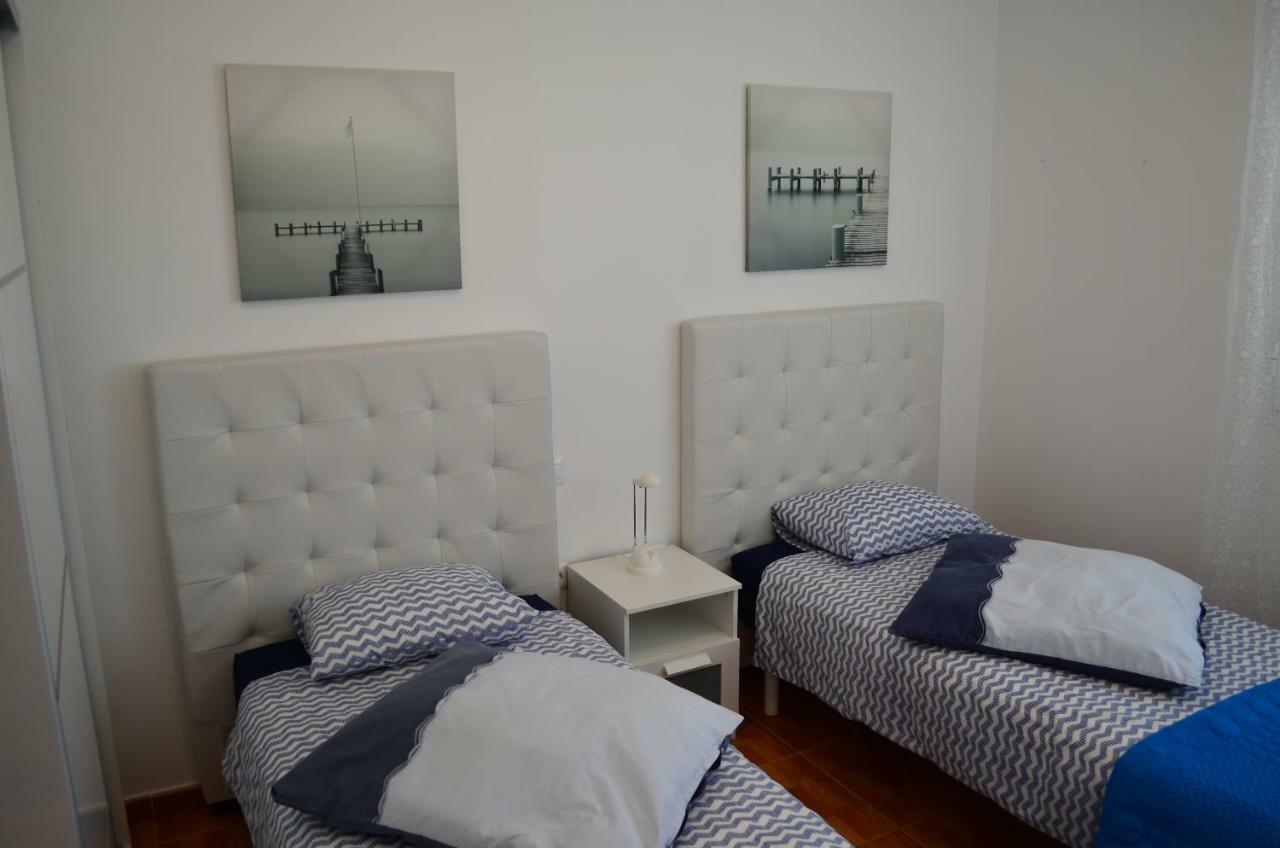 Vv Sarmiento Apartment เบซินดาริโอ ภายนอก รูปภาพ